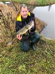 Stefan Wolthuis wint de snoekwedstrijd van afgelopen zondag